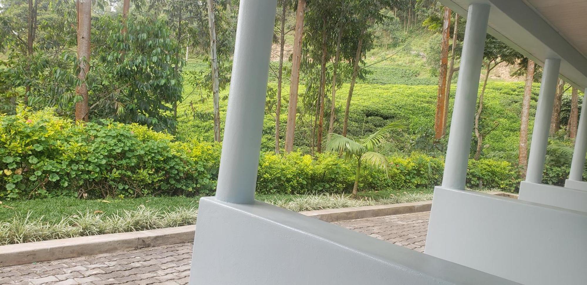 Ear Ken Barham Guesthouse Rwumba Exterior photo